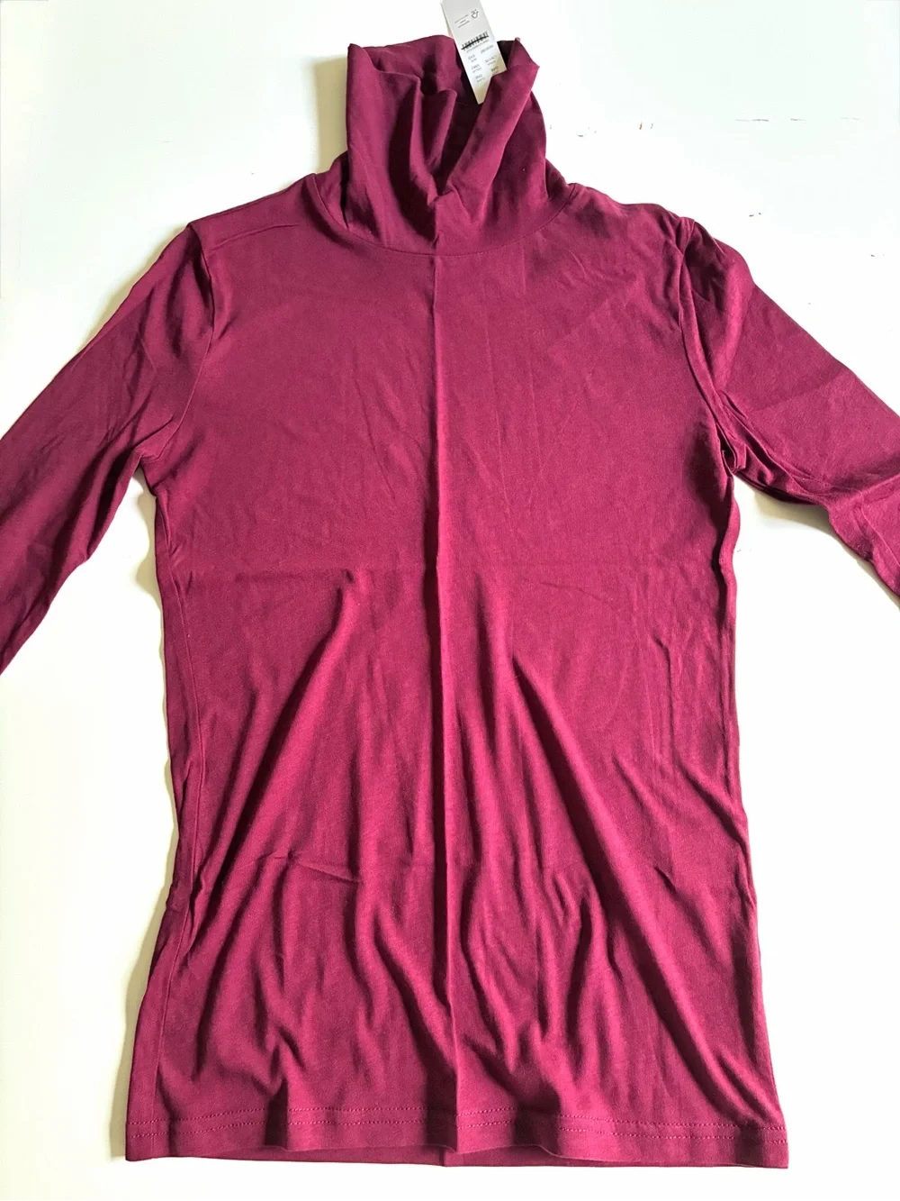 J.Crew.Women’s Feather jersey turtleneck.100% cotton. Burgundy XXS.NWT.